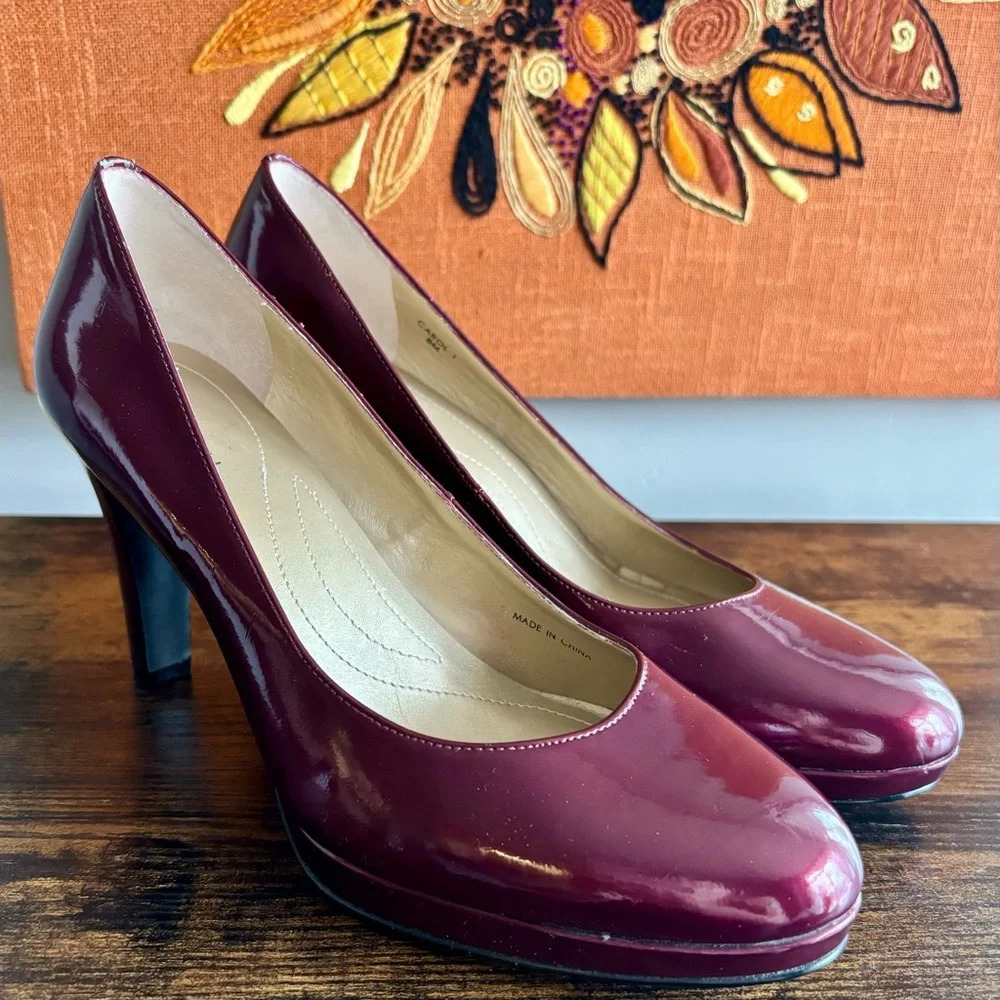 Tahari| Cherry Red “Carol” Patent Leather Pumps w/Gold Heel Inlay Size 8